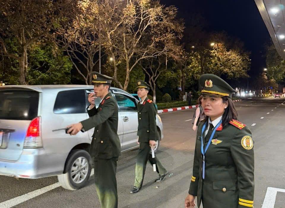 NHỮNG ĐIỀU CẦN NẮM KHI NGƯỜI DÂN SỬ DỤNG DỊCH VỤ HÀNG KHÔNG DÂN DỤNG, TRÁNH CÁC TÌNH HUỐNG PHẢN ỨNG GÂY MẤT ANTT TẠI CẢNG HÀNG KHÔNG, SÂN BAY